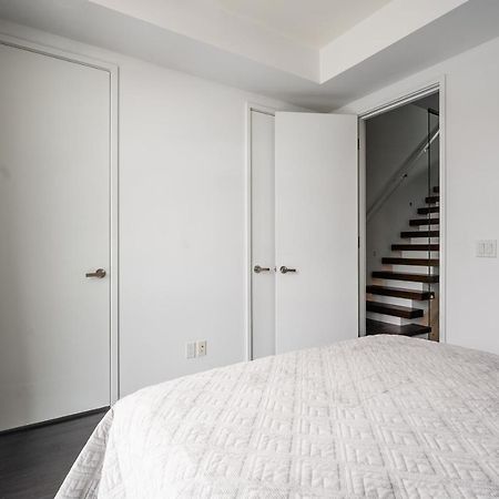 Globalstay Exclusive 4 Bedroom Townhouse In Downtown Toronto With Parking Exterior photo